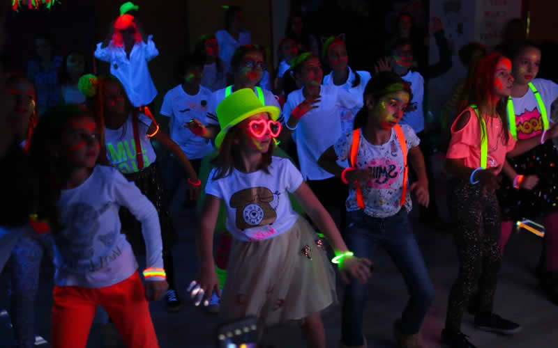 Glow Party zona Vitan - Tineretului